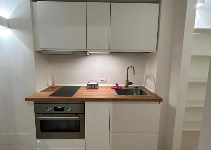 Studio Apartment Near Bocconi
